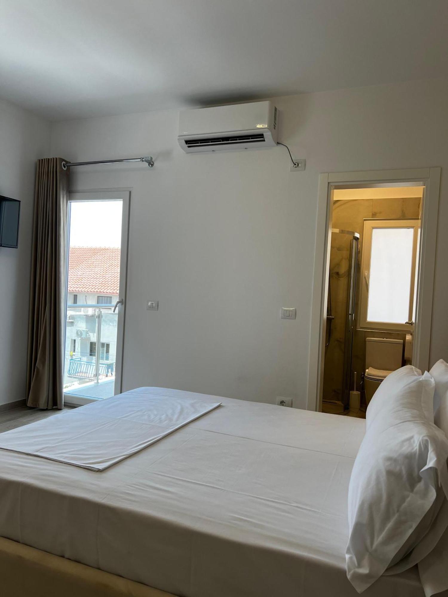 Helena Hotel Shengjin Ngoại thất bức ảnh